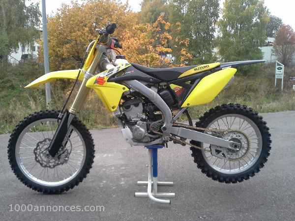 Motos, Tout Terrains